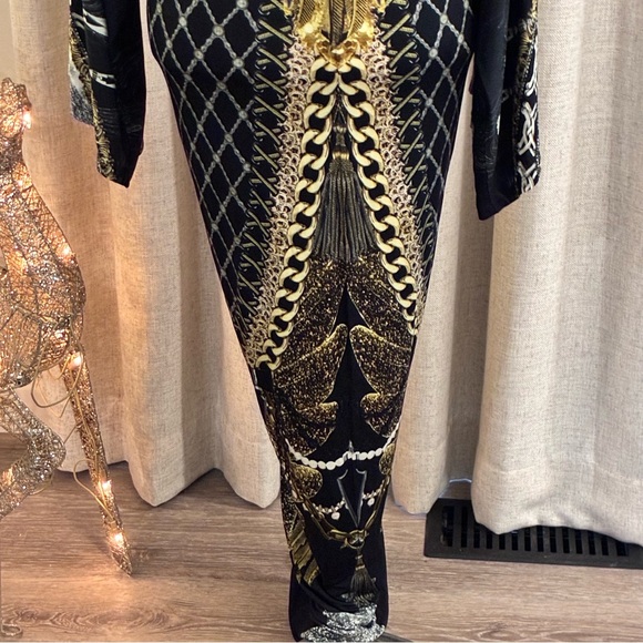 CAMILLA Long Split Front Twist Statement Dress
Ravin Raven LIKE NEW Sold Out XL - Picture 8 of 15